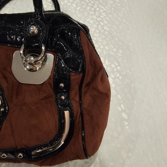 VGUC - Vintage Guess Handbag - JS style, Burgandy - Picture 3 of 16